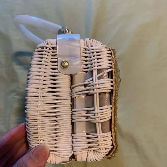 Vintage Wicker handbag - Picture 3 of 9